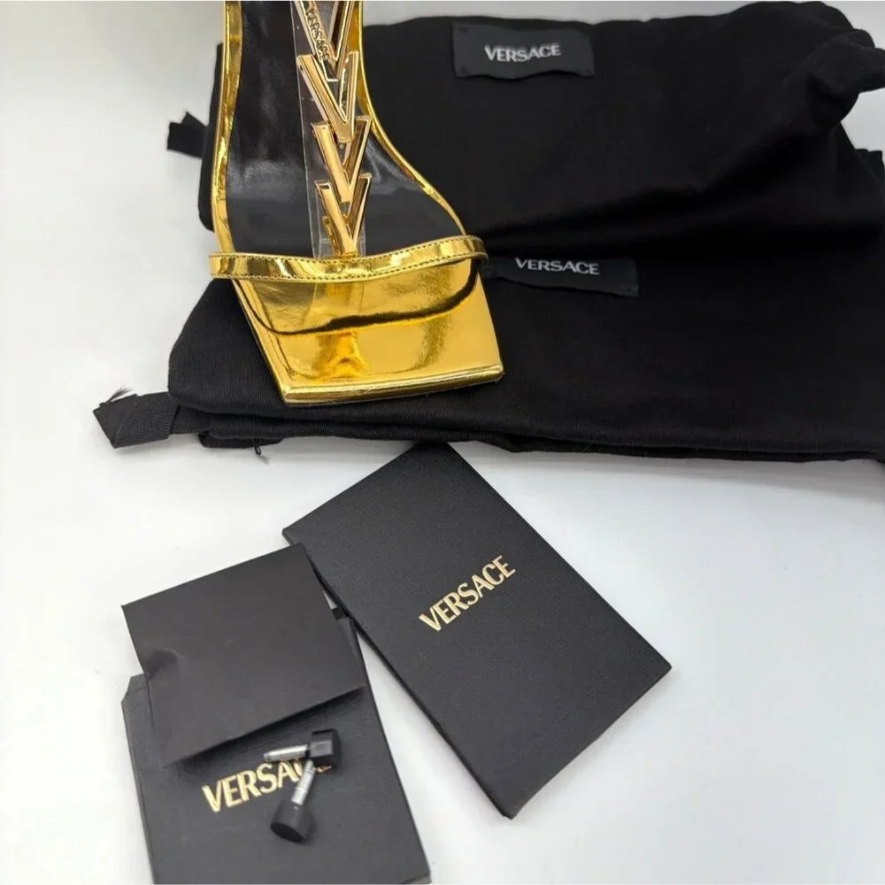 Versace V2025 Chain Metallic Leather Heels Gold 105mm Stiletto Sandals Size 39